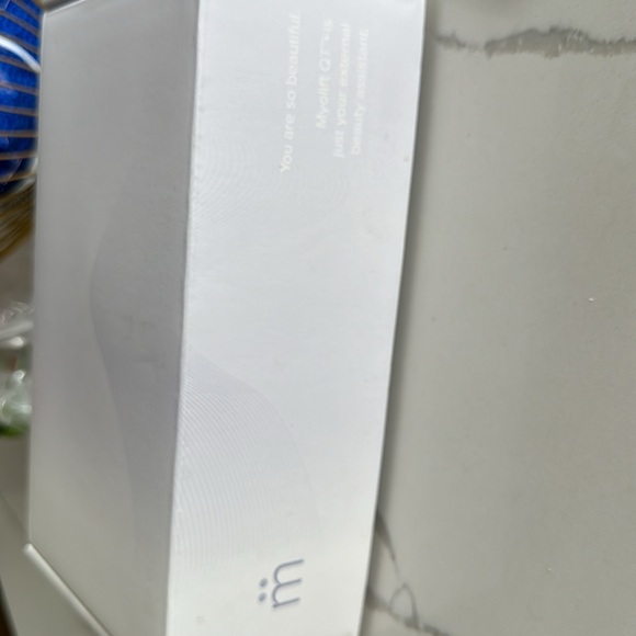 New&sealed in box 7E Welness MyoLift QT Plus Facial Toning Device (microcurrent) - Picture 6 of 14